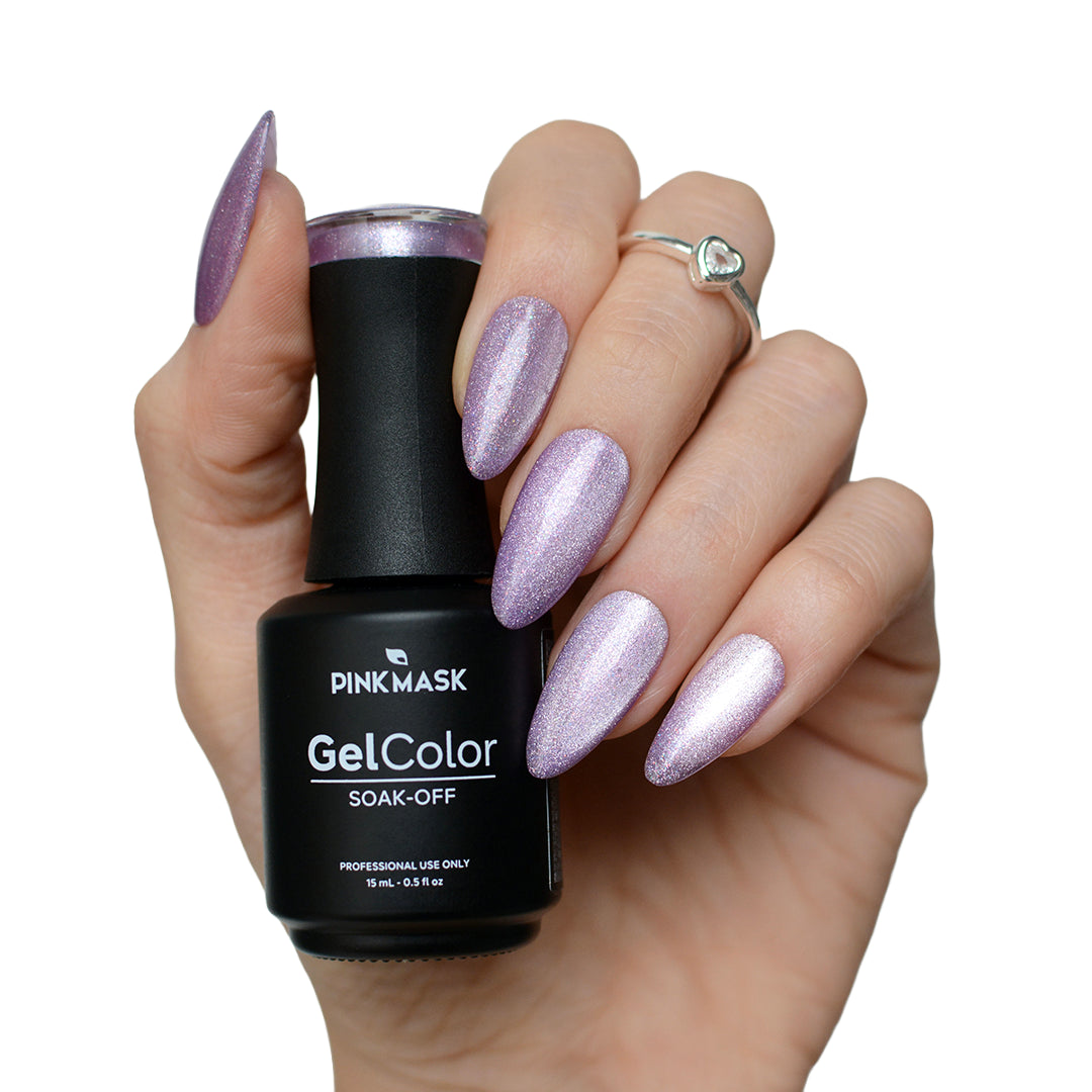 Lavender Halo Pastel Cat Eye Gel Polish by Pink Mask - lavender magnetic gel polish with fine magnetic particles for a luminous cat eye effect.