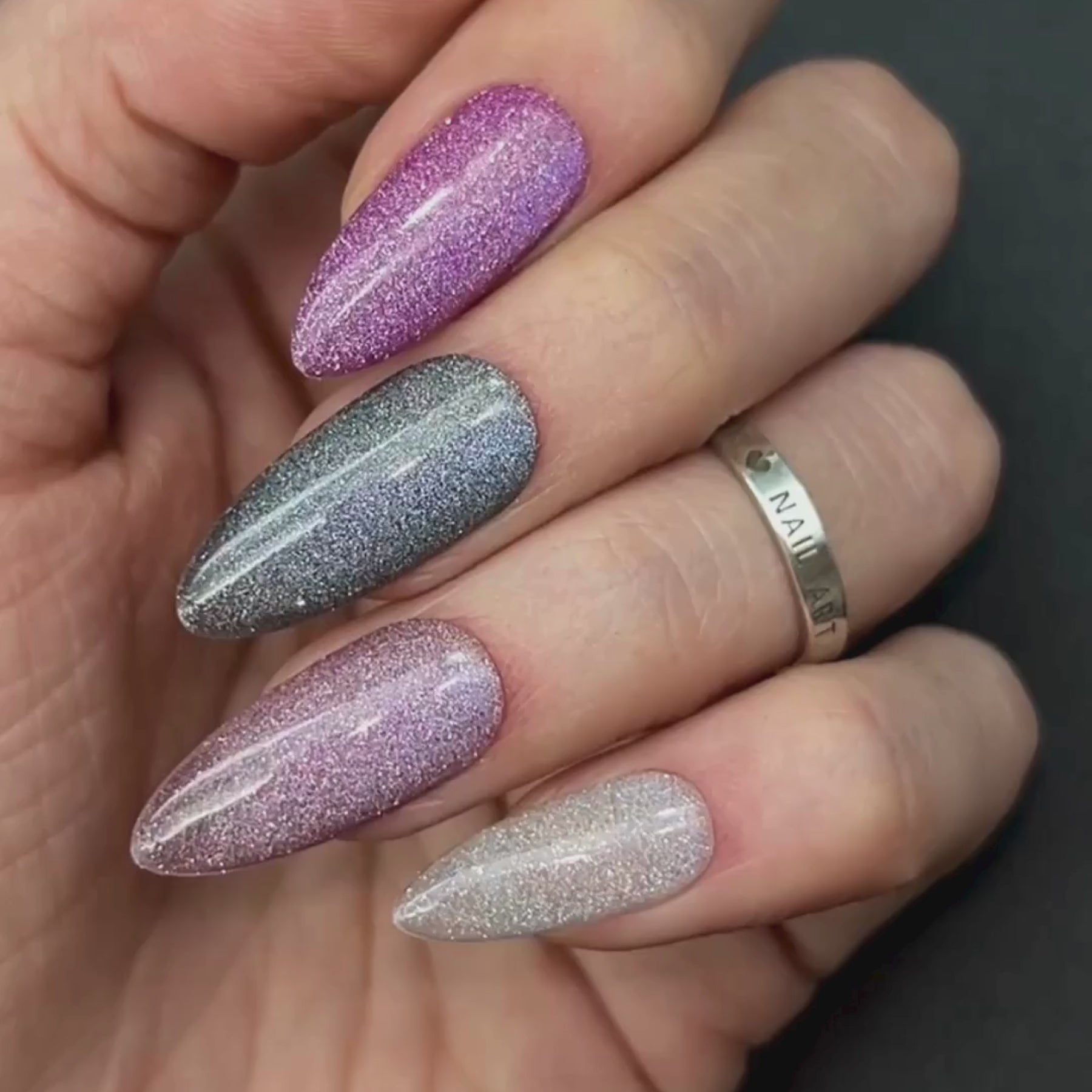 Gel Color holographic cat eye for nails