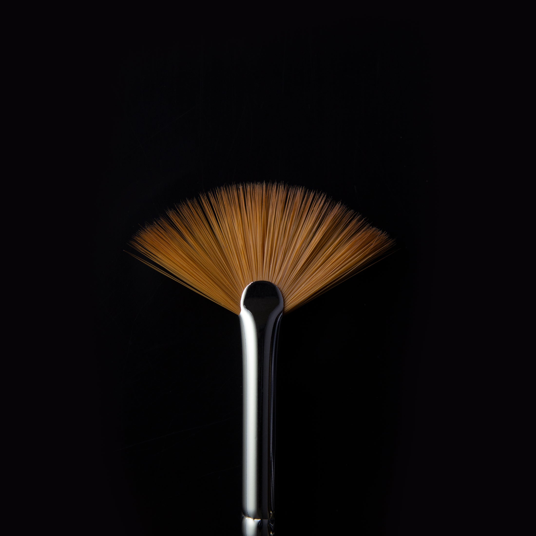 Brush Fan 18 - Pink Mask USA - Brush - Gel Polish